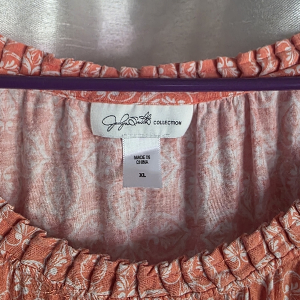 Jessica Simpson Coral Patterned Women's Top - Picture 3 of 3